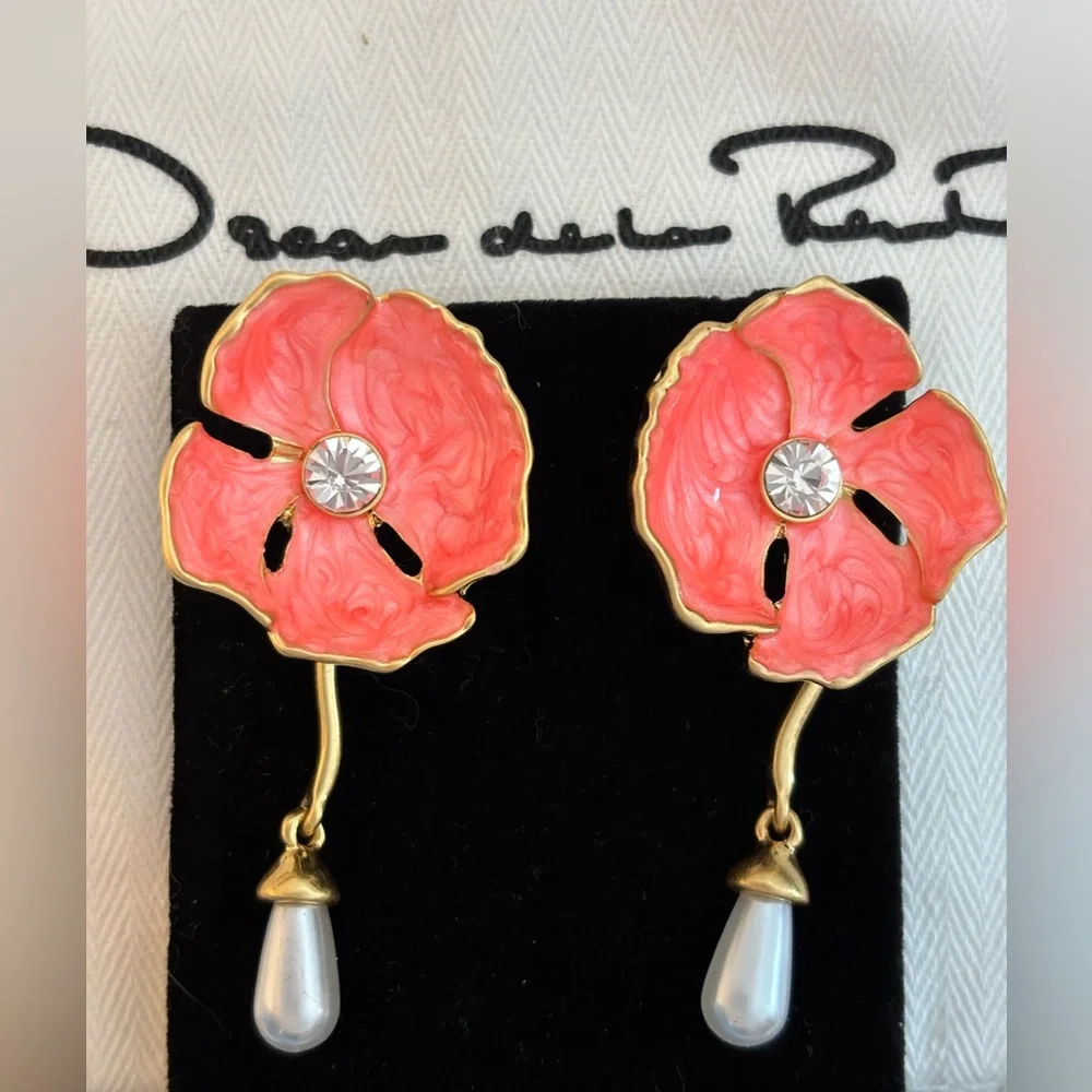 Oscar de la Renta • Enamel Poppy Flower Pearl Drop Earrings